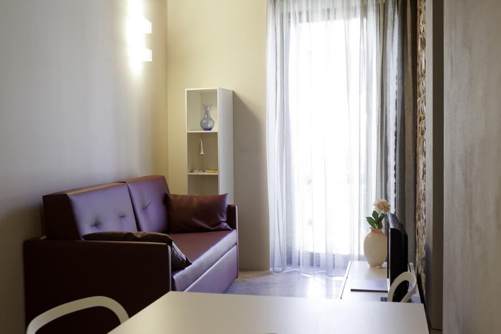 Madonna Apartment *